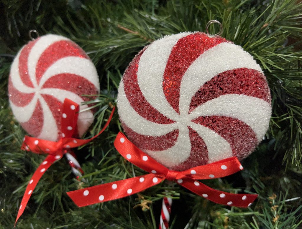 Lollipop Pick Ornament with Bow Red White