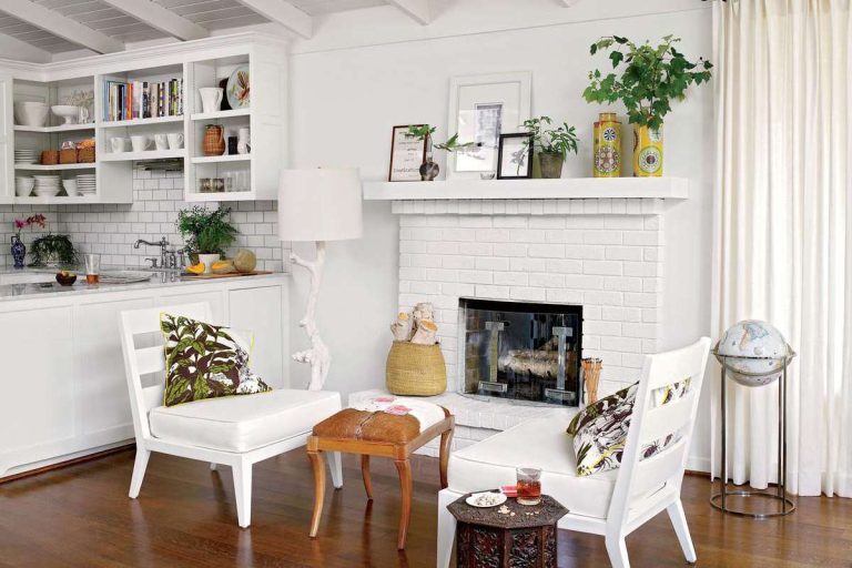 26 White Brick Fireplace Ideas to Create a Cozy Living Space