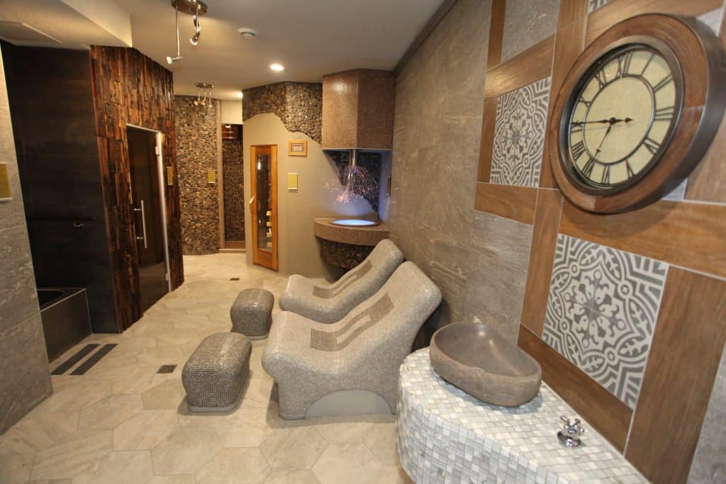 Spa Cave