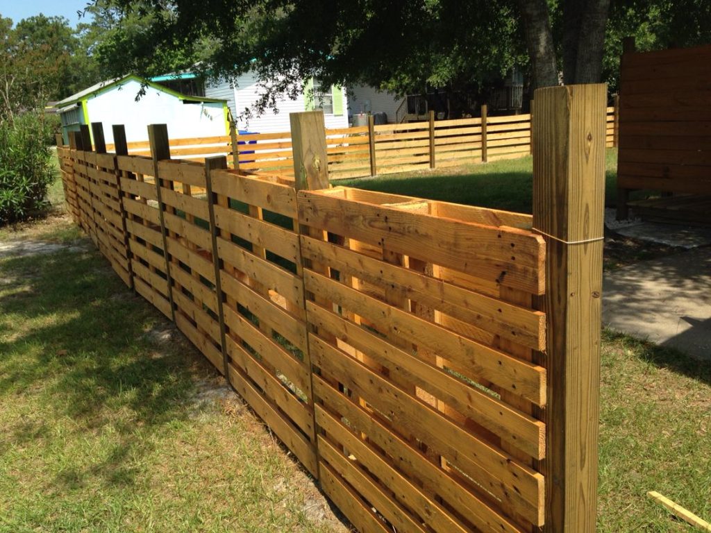 Stacked Wood Pallet Fence ideas
