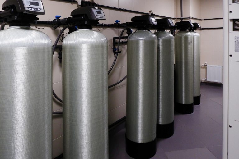 5 Essential Tips for Properly Sizing a Water Softener for Your Residence