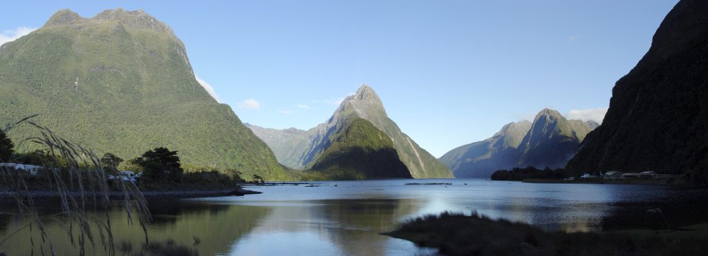 
Milford_Sound_New_Zealand