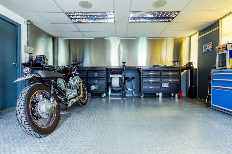 7 Ways You Can Transform Your Garage to a Multifunctional Space