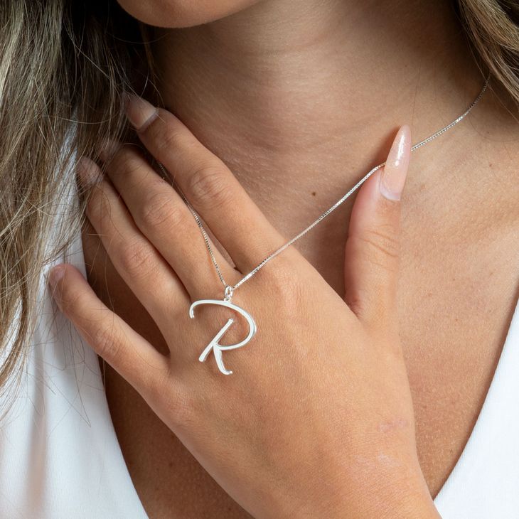 How to Choose the Perfect Personalized Jewelry for Your Valentine