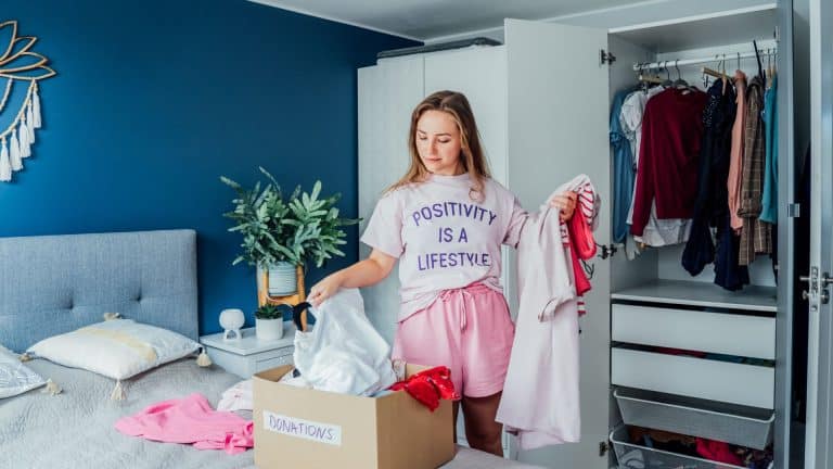 Decluttering with Purpose: Where and When to Donate and Recycle