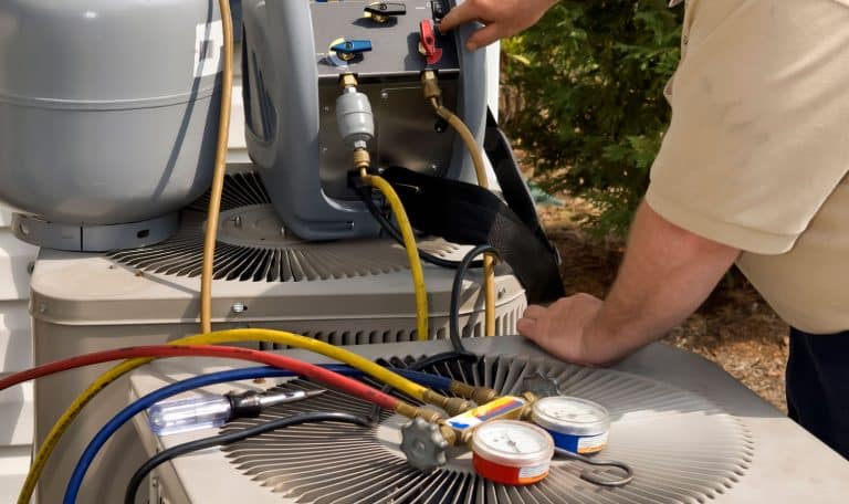 Signs You Need Emergency Residential HVAC Repairs in Ottawa