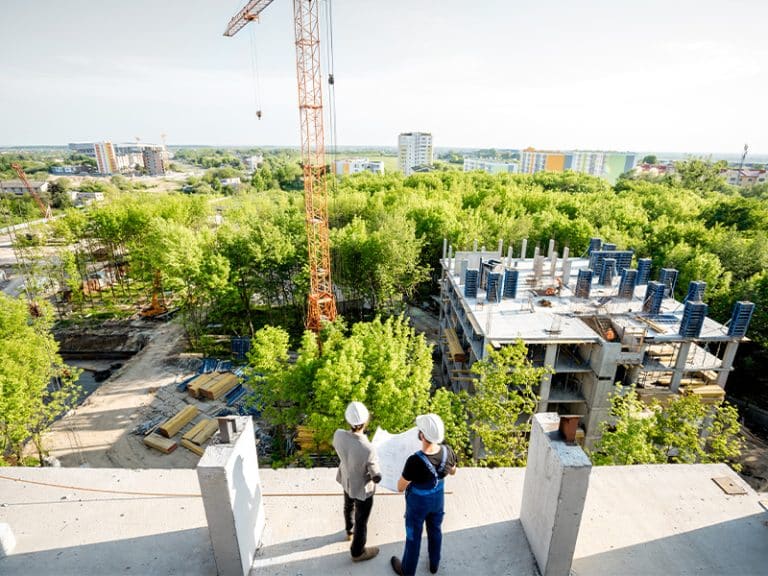 Sustainability and Construction: How Eco-Friendly Homes Are Changing the Real Estate Market