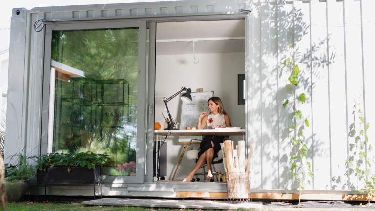 The Advantages of Using Shipping Containers as Site Offices