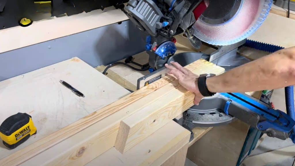 Cut the Wood Pieces to Size