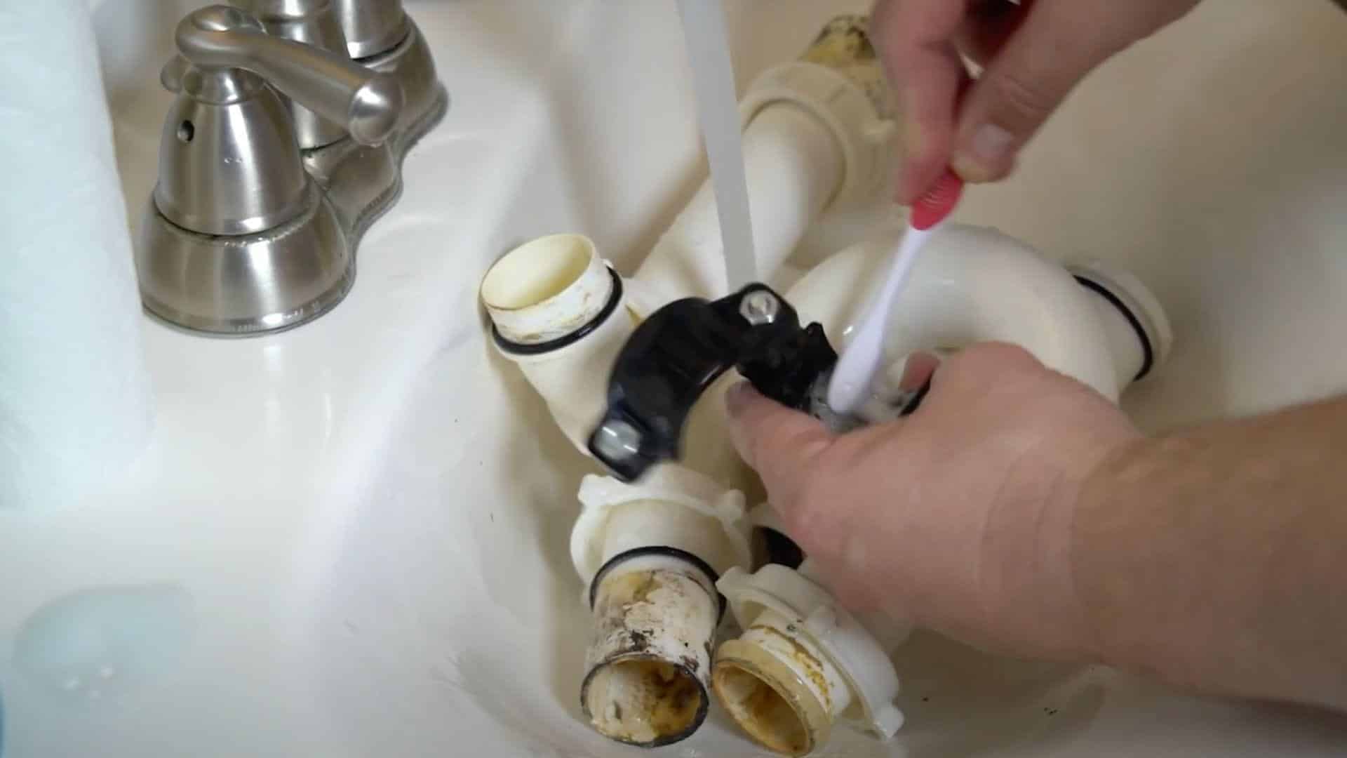 Step_6_Deep_Clean_Each_Pipe_Section