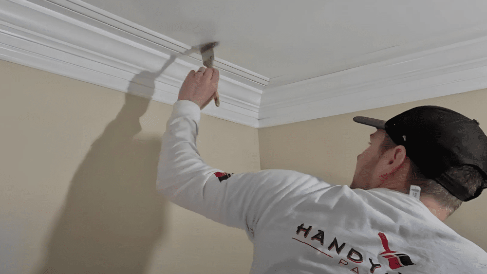 Step_1_Clean_and_Prepare_the_Crown_Molding