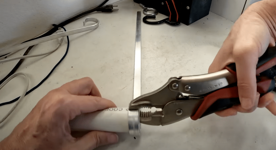 Step_2_Bend_the_First_Hook_Shape