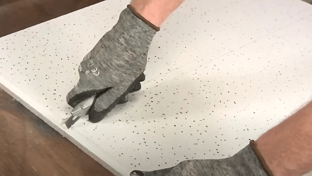 Step_3_Cut_the_Tile_to_Width