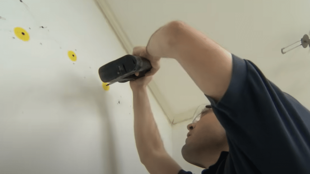 Step_3_Install_Clamps_and_Secure_Plaster
