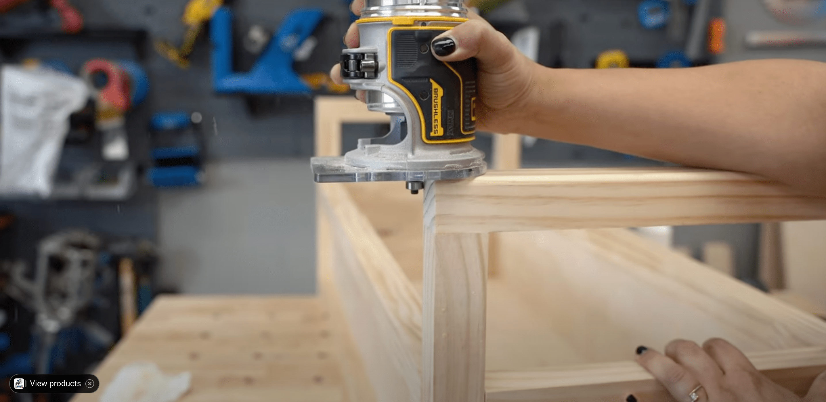 Step_4_Assemble_Frame_with_Legs