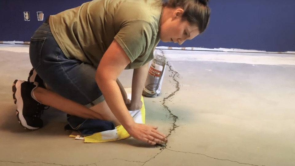 Step_4_Fill_Cracks_and_Holes