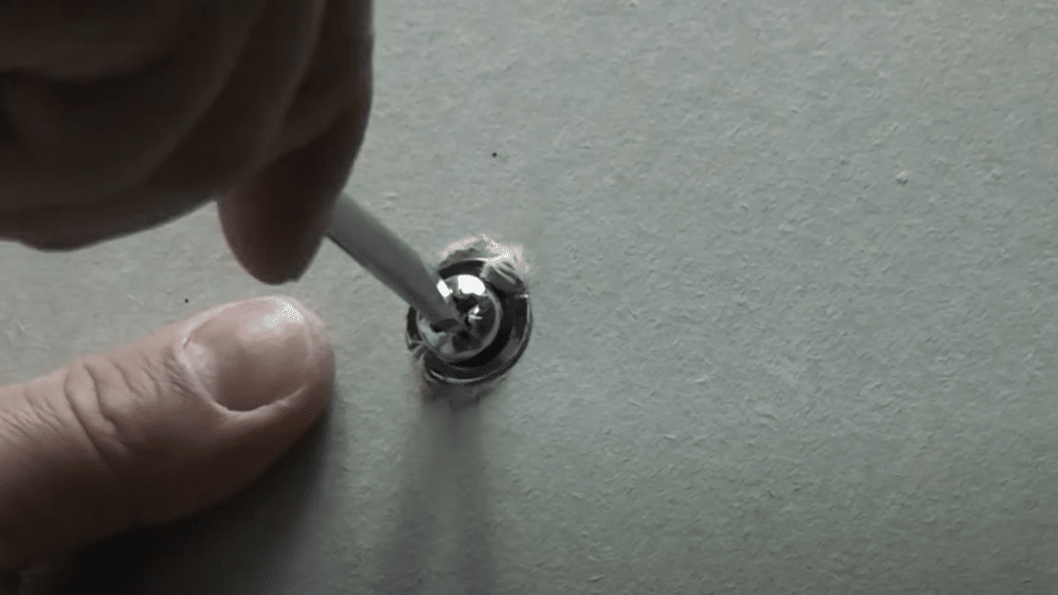 Step_4_Mount_Your_Item