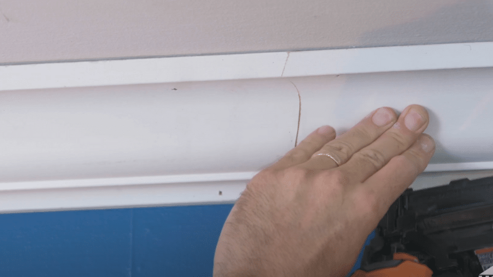 Step_6_Install_and_Secure_the_Molding