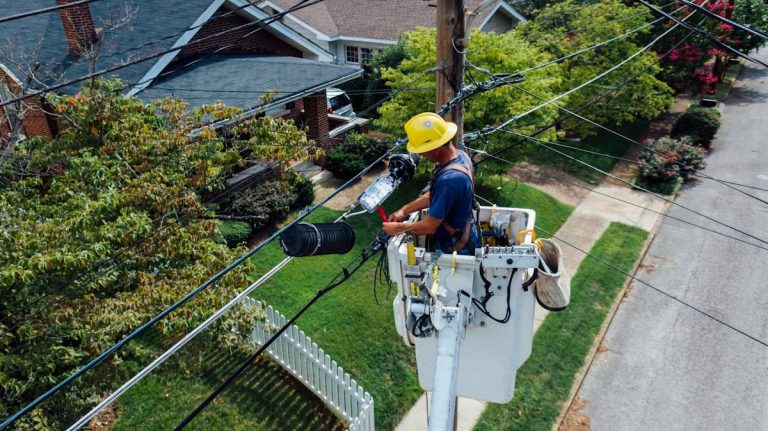 When to Call an Electrician