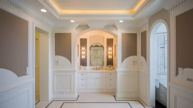 How to Choose the Best Bathroom Molding Ideas for Your Home