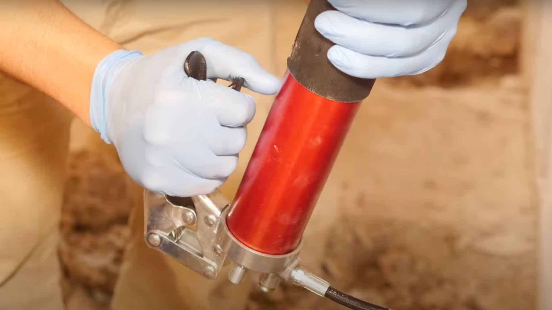 Step_5_Inject_Hydroactive_Gel_Through_Fittings