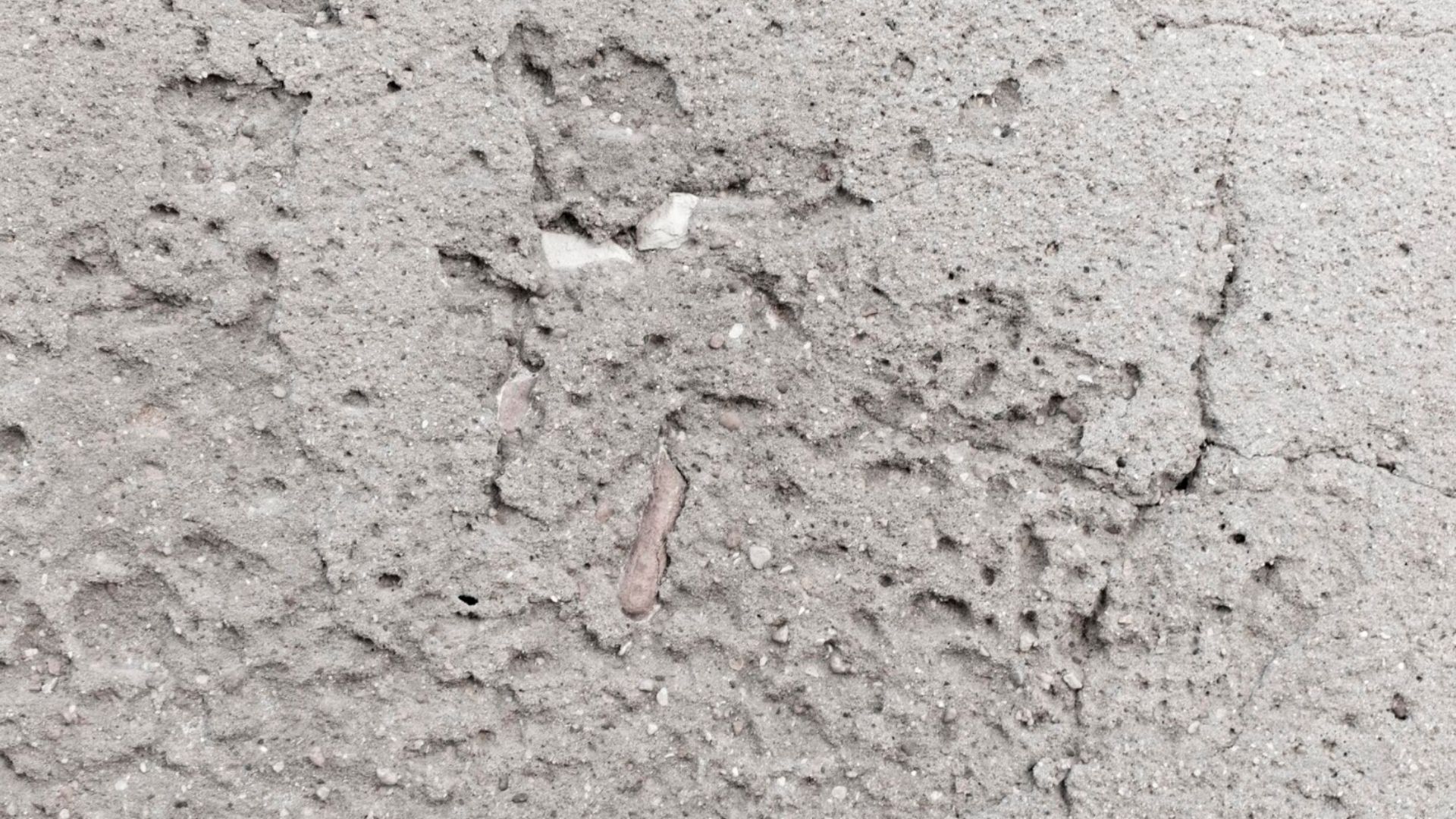 What Causes Honeycombing in Concrete and How to Prevent It?