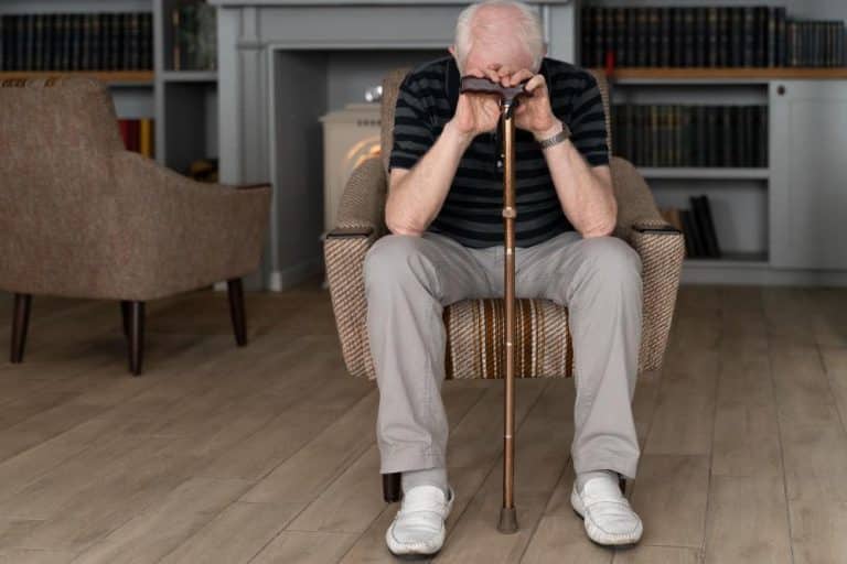 5 Things Seniors Should Ask Before Paying For Life Alert