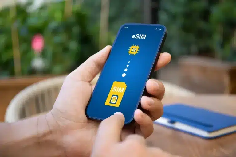 Reasons Why an eSIM Is Crucial While Traveling With a Motorhome