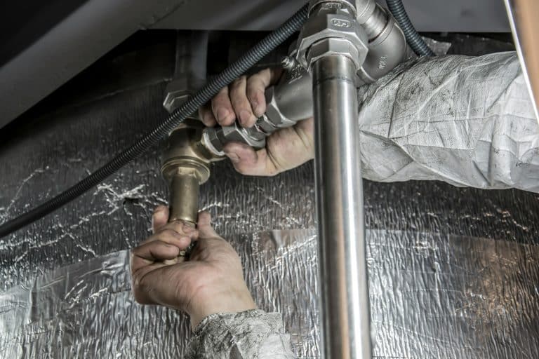 How a Plumber in Dallas Diagnoses Low Water Pressure in Residential Properties