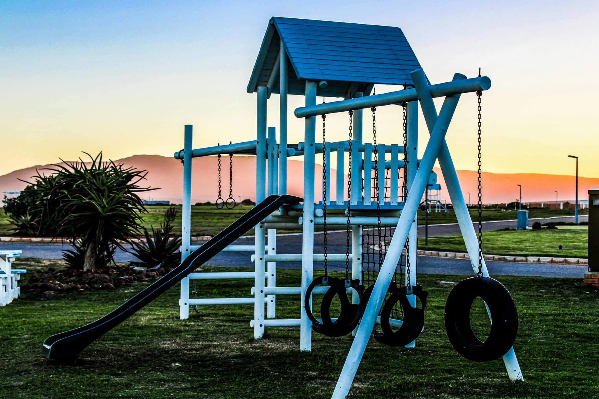 Benefits of Swingsets for Children
