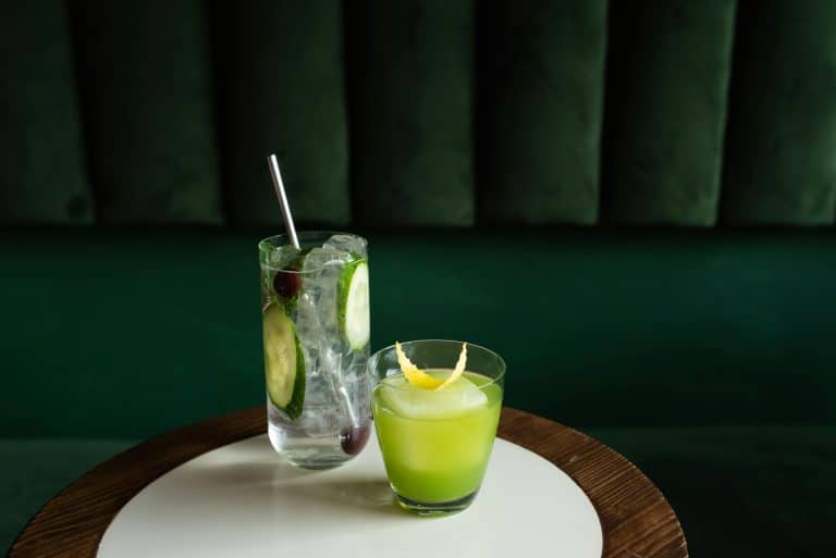 The Art of Garnishing Your Cocktails at Home