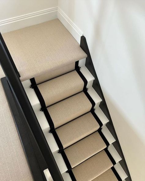 Stair Carpet Dubai | staircarpetdubai.ae