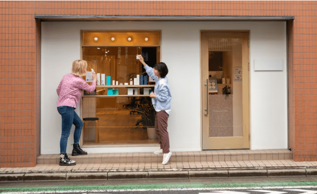 Smart Tips for Maintaining and Choosing the Right Garage Door for Your Home